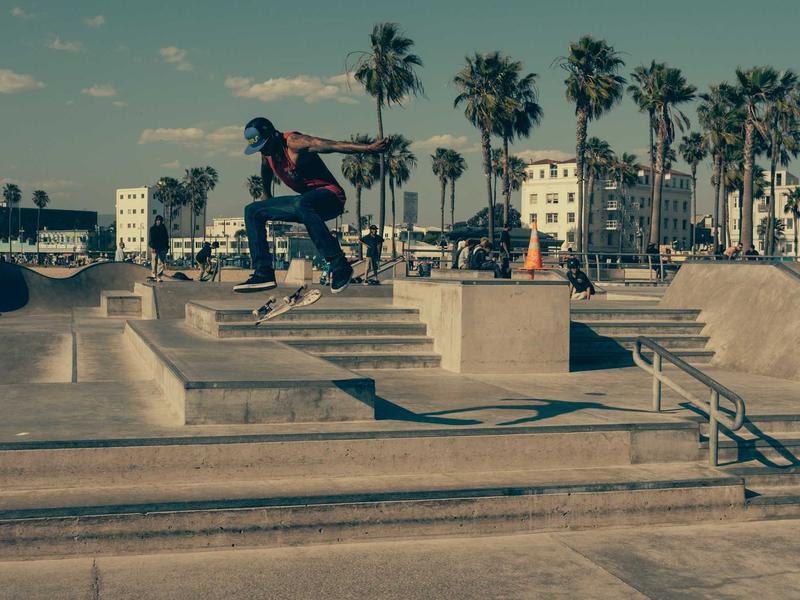 分发引擎<br>图文/视频跨平台一键同步